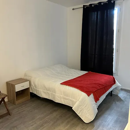 Apartment Tres Lumineux Et Equipee En Pleine Avenue ! Le Kremlin-Bicetre