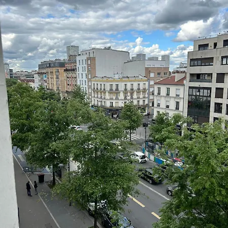 Tres Lumineux Et Equipee En Pleine Avenue ! * Le Kremlin-Bicetre